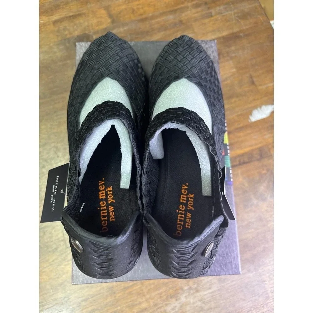 Bernie Mev Lulia Black Woven Elastic Wedge Pumps Size 38 US 7.5 NEW